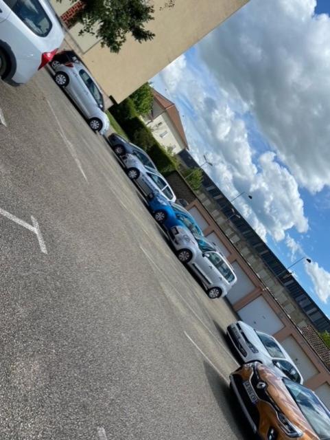 Spacieux - Proche-Gare - Parking Μπουργκ-αν-Μπρες Εξωτερικό φωτογραφία